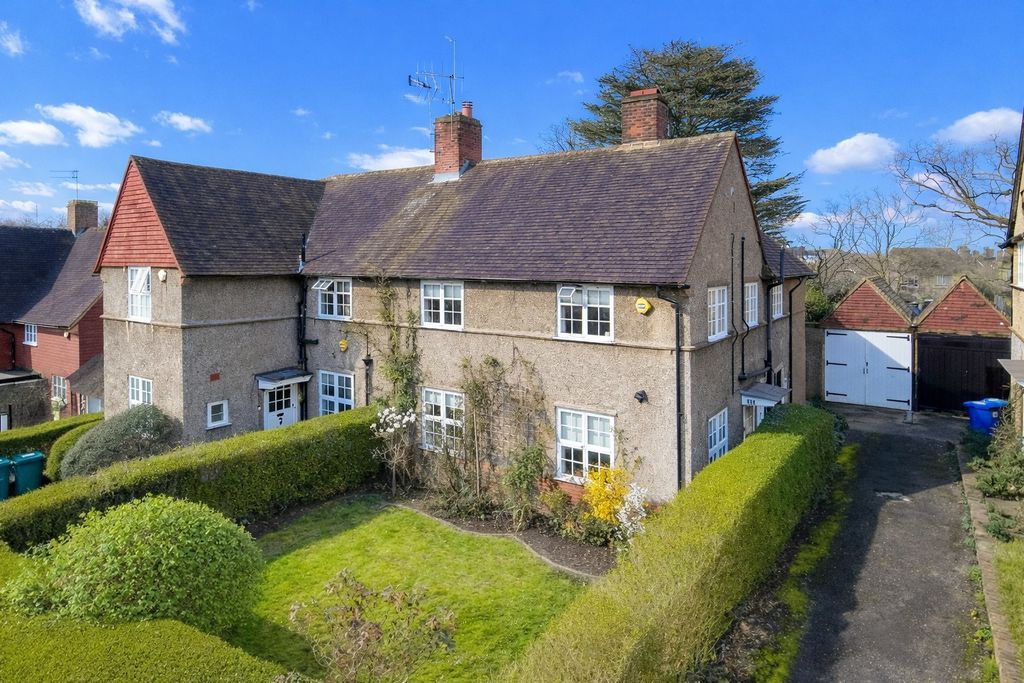 Property photo 1 of 14 Photo 14