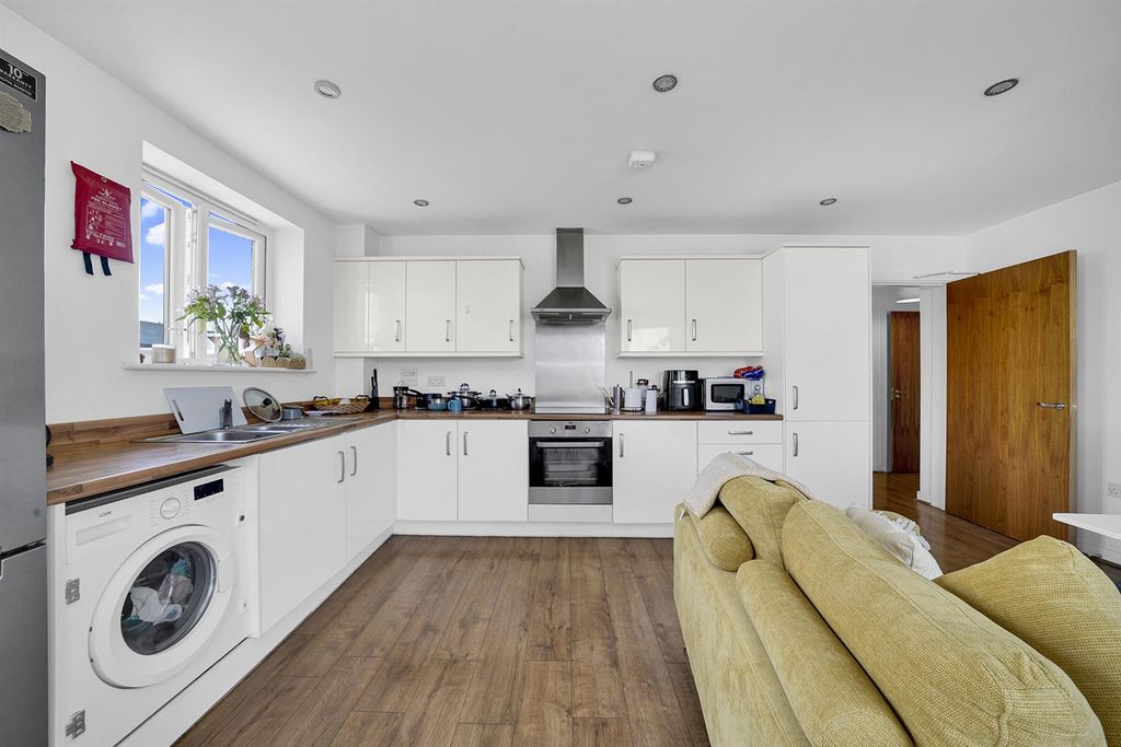 Property photo 2 of 24 2.Jpg