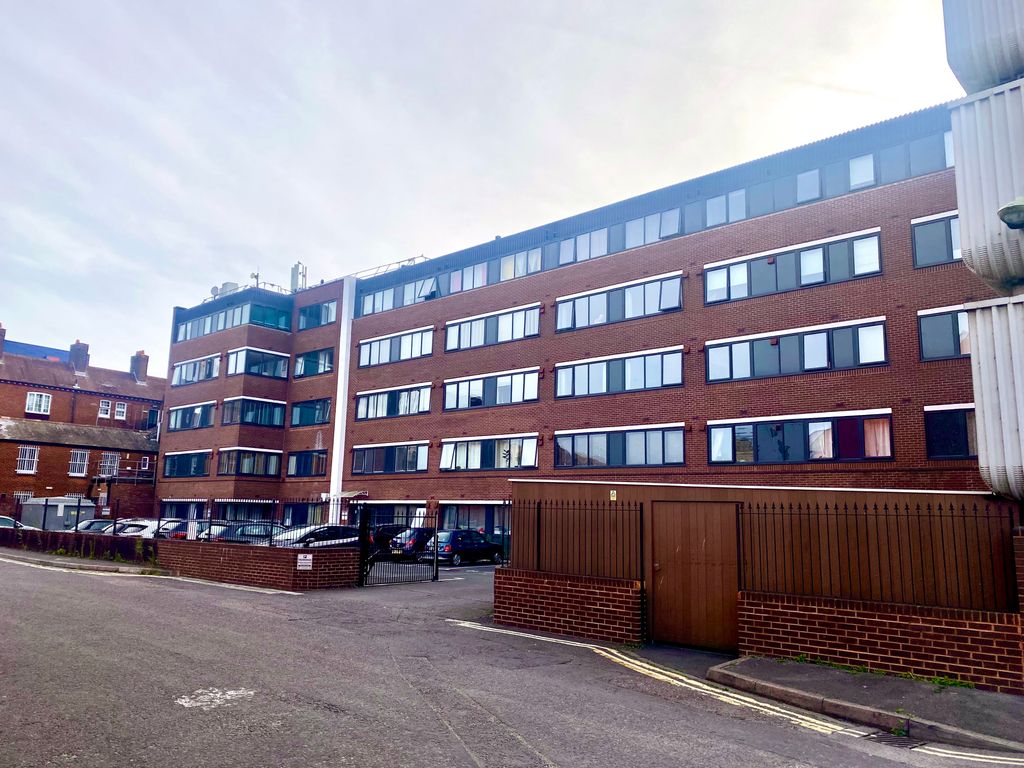 Property photo 1 of 6 Front