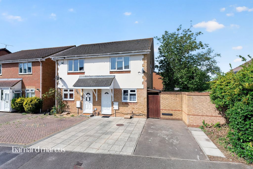 Property photo 1 of 10