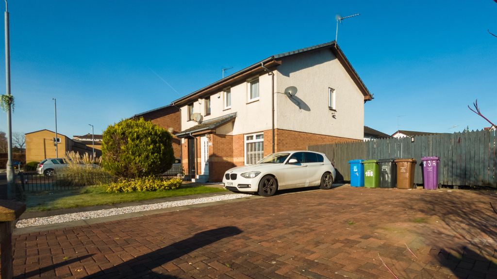 Property photo 2 of 18