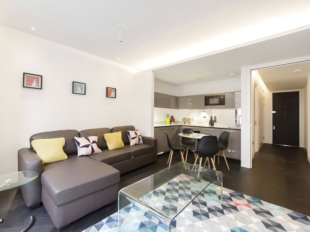 Property photo 3 of 8 Hop House