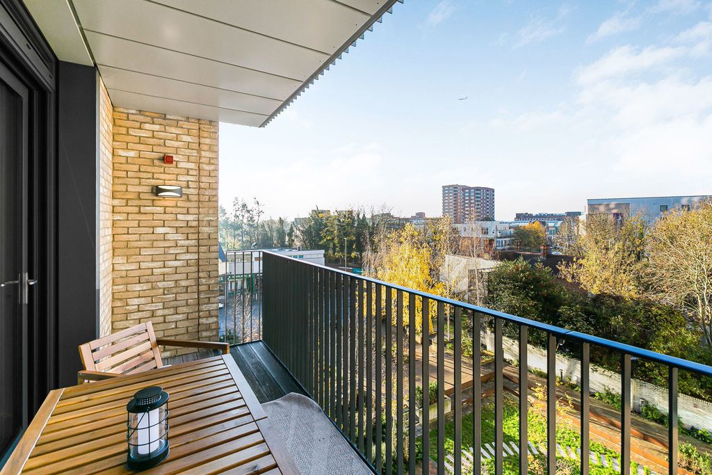 Property photo 2 of 13 Balcony