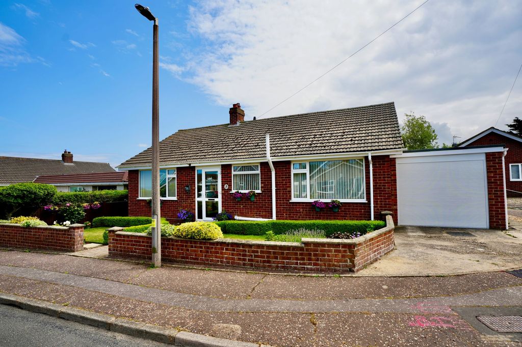 Property photo 1 of 31