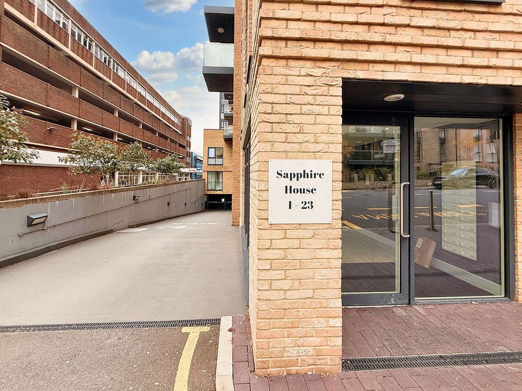 Property photo 2 of 19