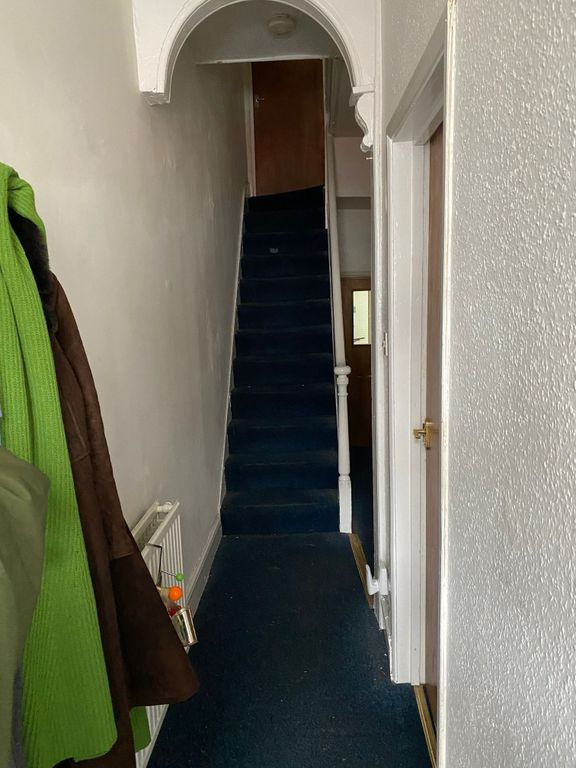 Property photo 2 of 22