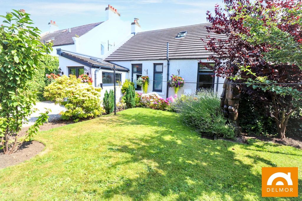 Property photo 3 of 38