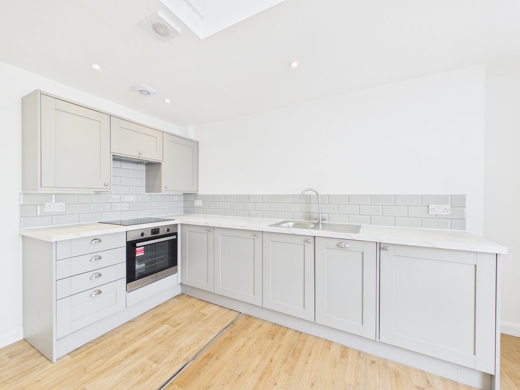 Property photo 1 of 5 Kitchen