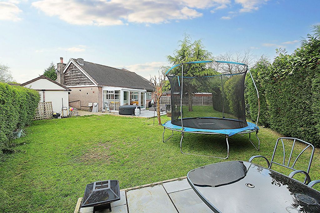Property photo 3 of 17