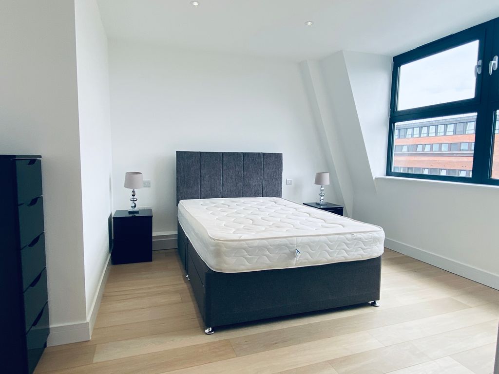 Property photo 3 of 5 Bedroom 1