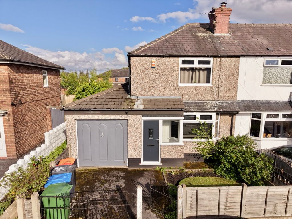 Property photo 1 of 27