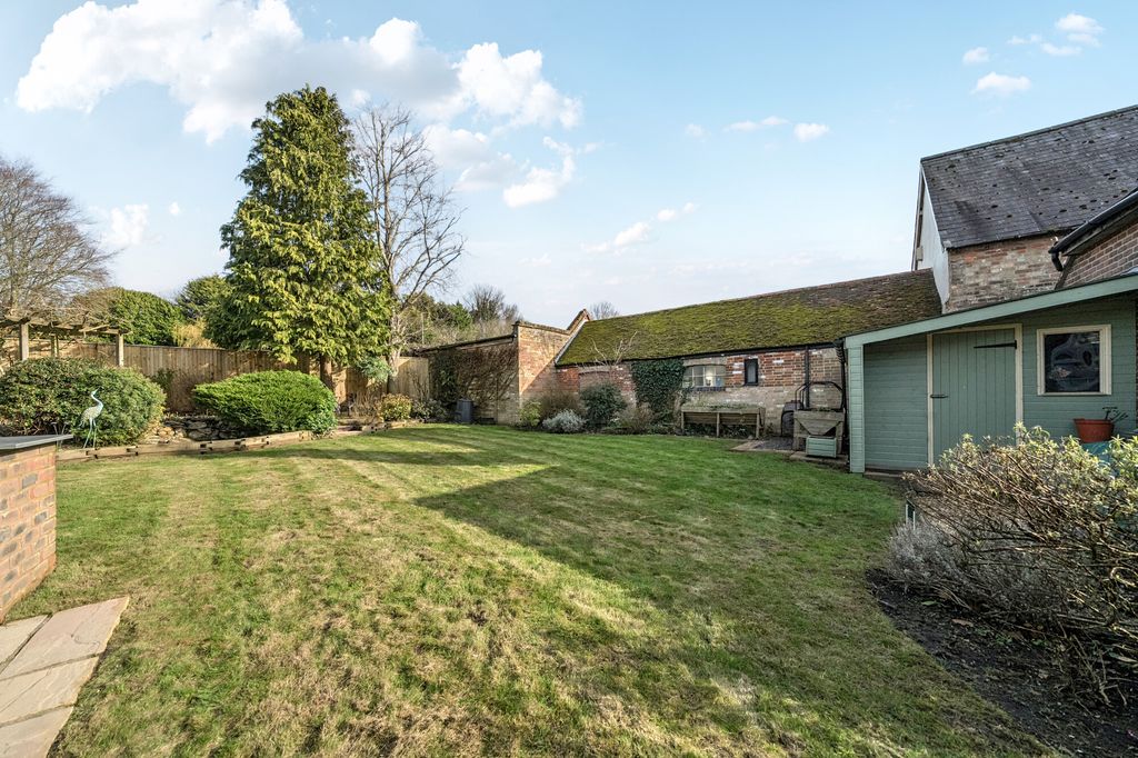 Property photo 3 of 23