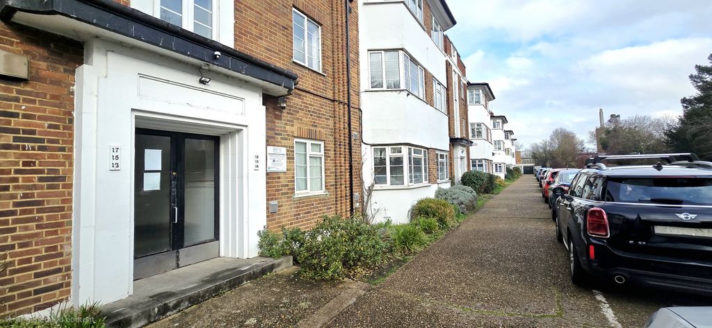 Property photo 3 of 22