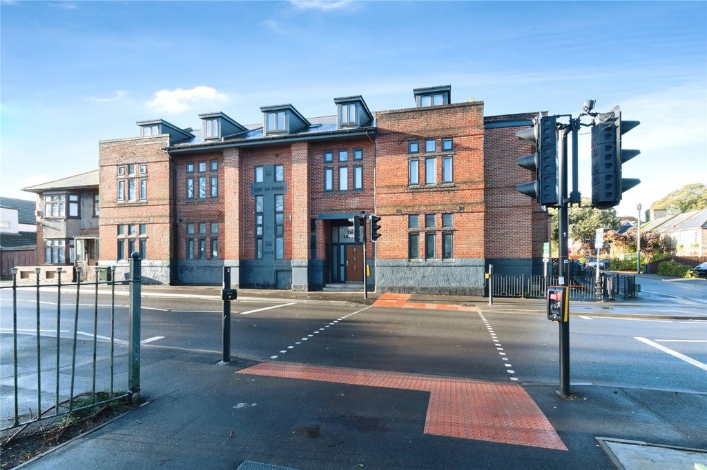 Property photo 1 of 11 Picture No. 11