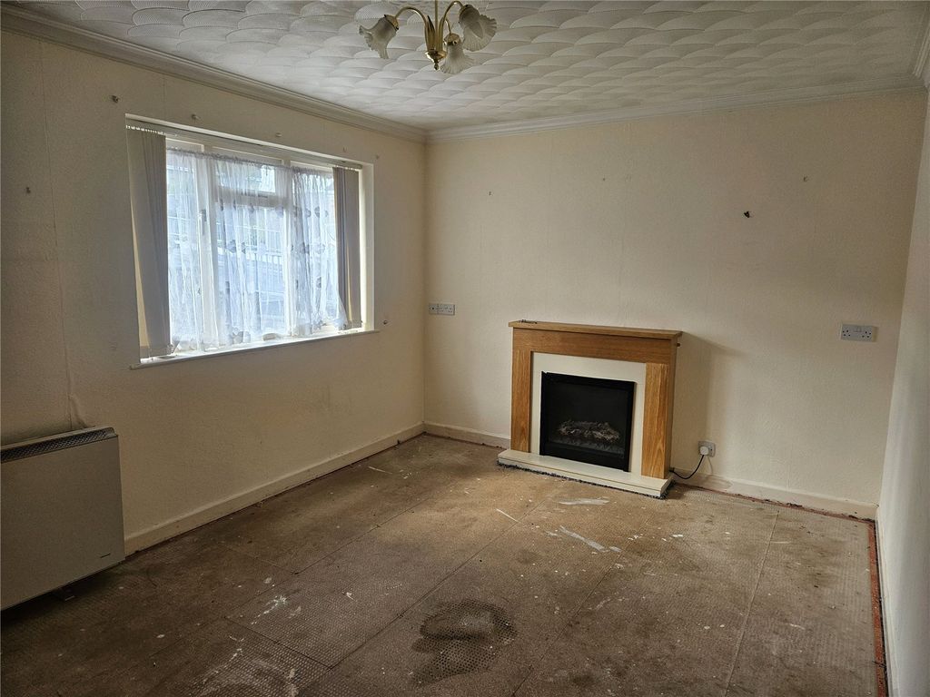Property photo 3 of 7 Picture No. 16