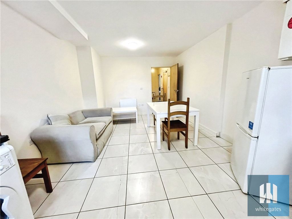 Property photo 3 of 11 Picture No. 69