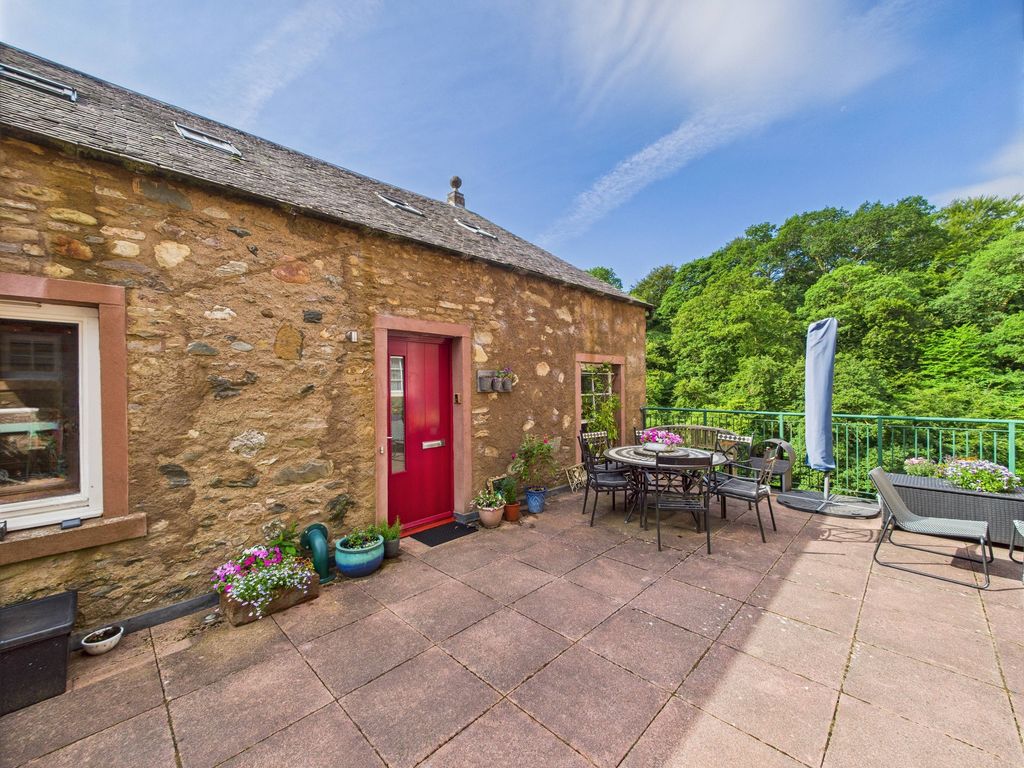 Property photo 1 of 29