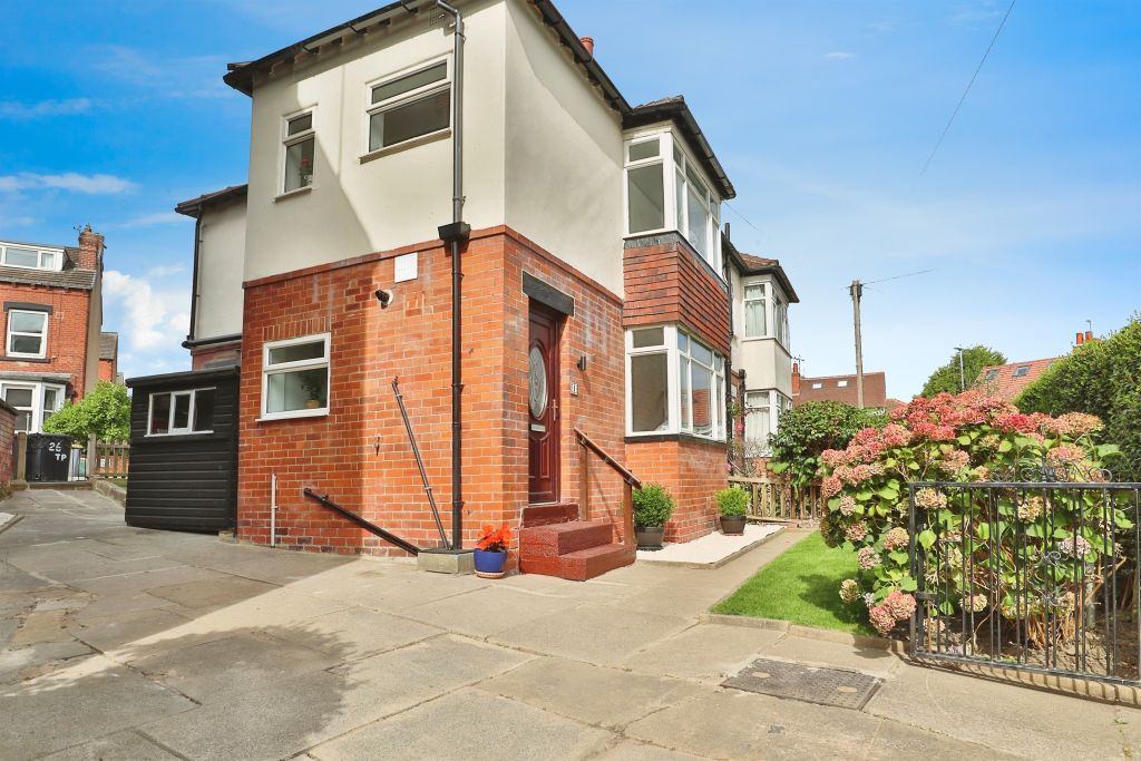 Property photo 1 of 17