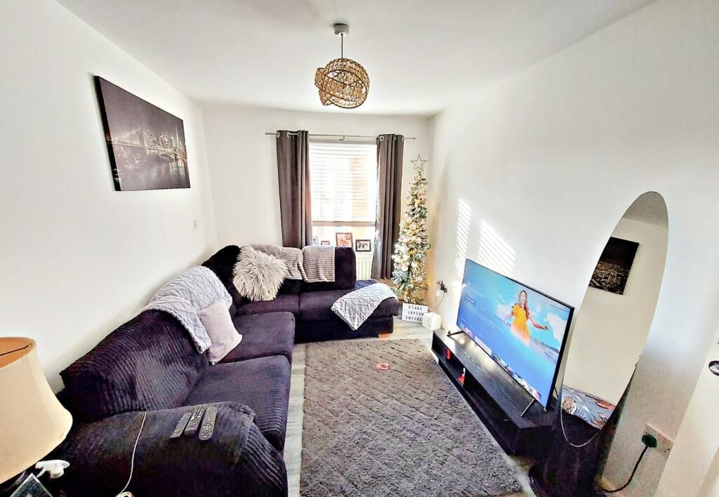 Property photo 3 of 6