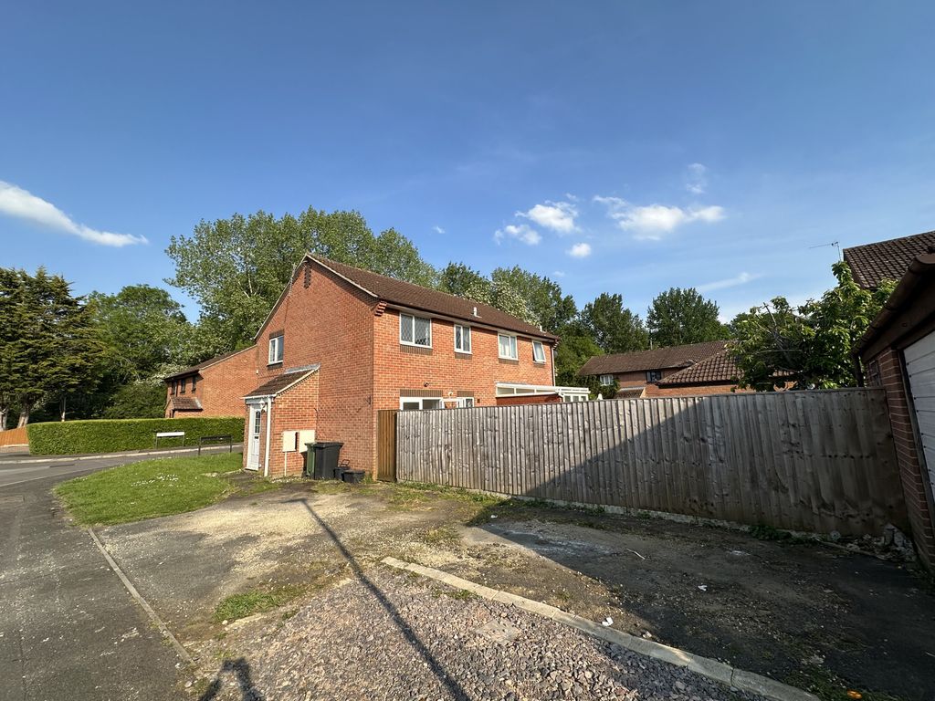 Property photo 3 of 20 Img_3107