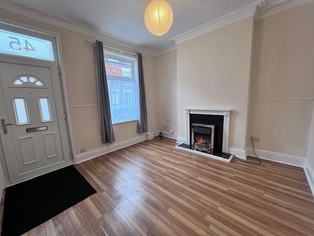 Property photo 2 of 10 Lounge.Jpg