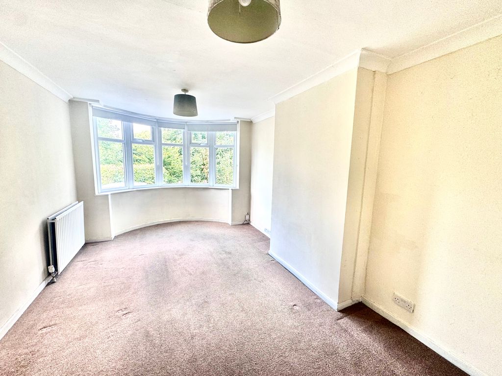 Property photo 3 of 14 Living Room