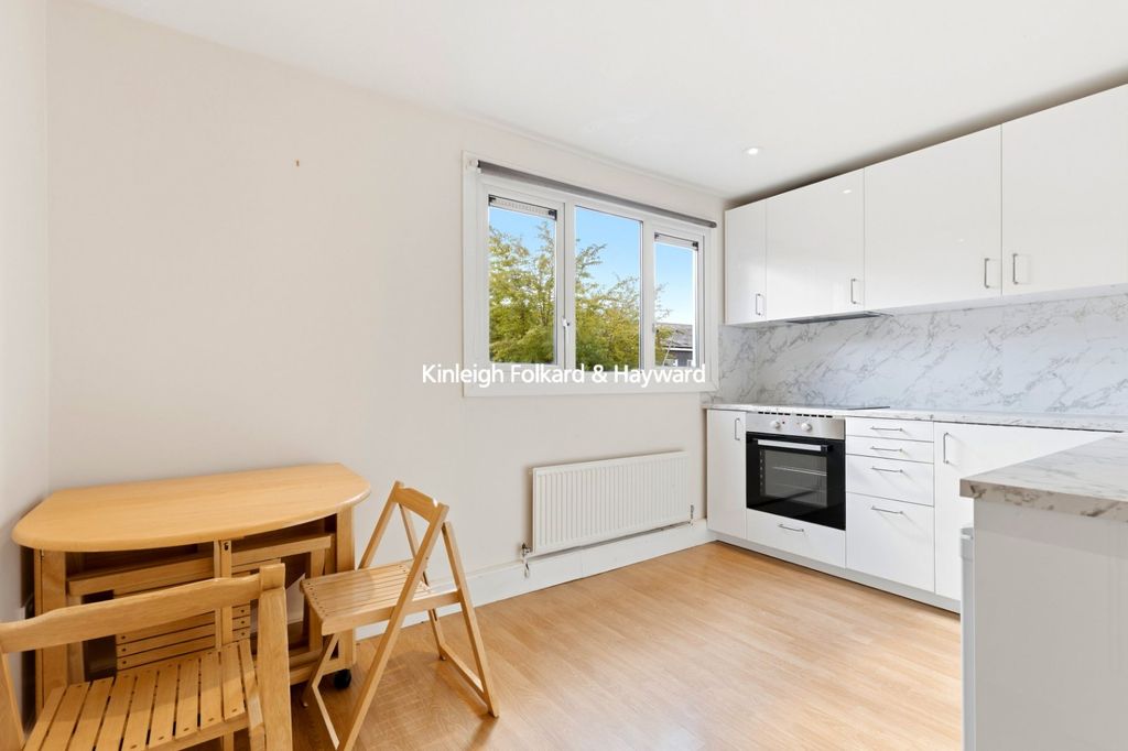 Property photo 3 of 12 Picture No. 03