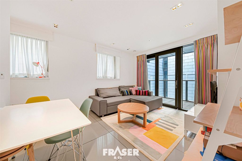 Property photo 1 of 16 Picture No. 13