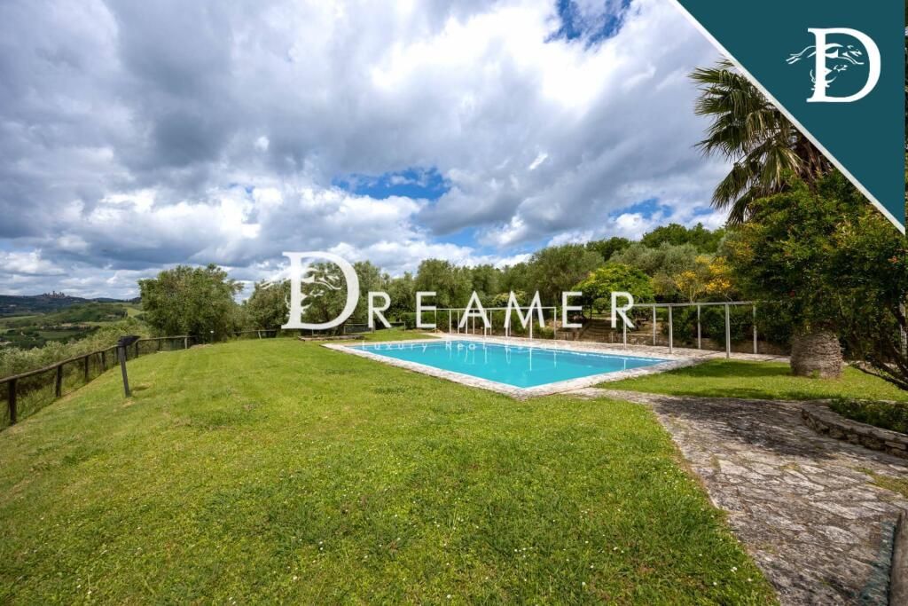 Property photo 2 of 44