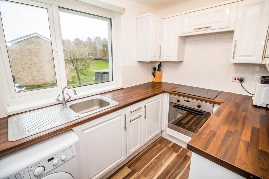 Property photo 2 of 3