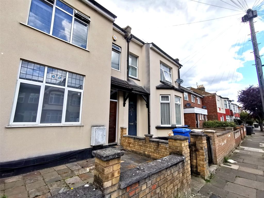 Property photo 1 of 4 Picture No. 05