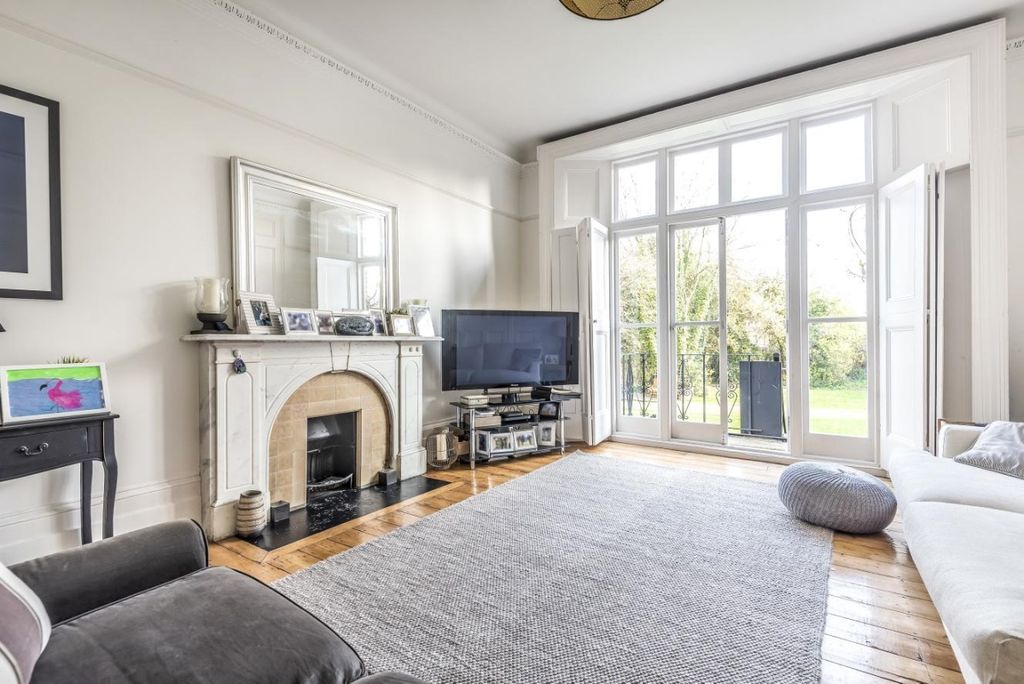 Property photo 1 of 15 206700514