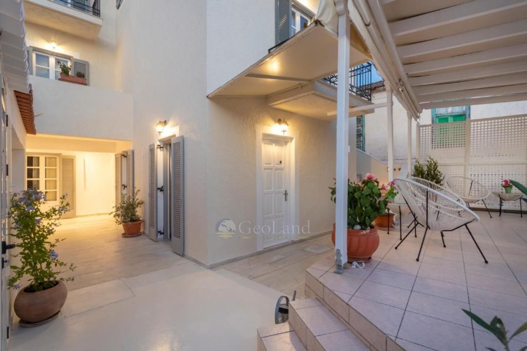 Property photo 2 of 49