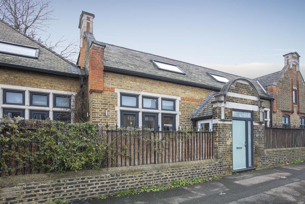 Property photo 3 of 16 3Y6A5994.Jpg