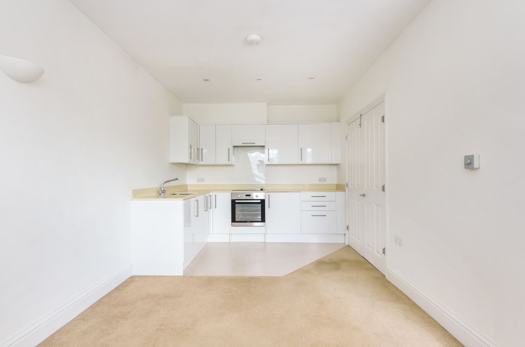 Property photo 3 of 9 889054 (7).Jpg