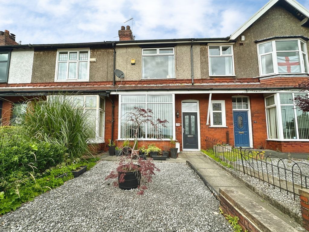 Property photo 1 of 15 External