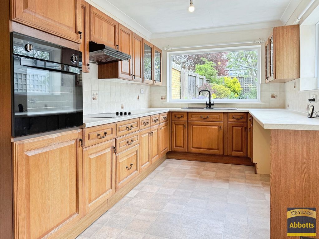 Property photo 3 of 18