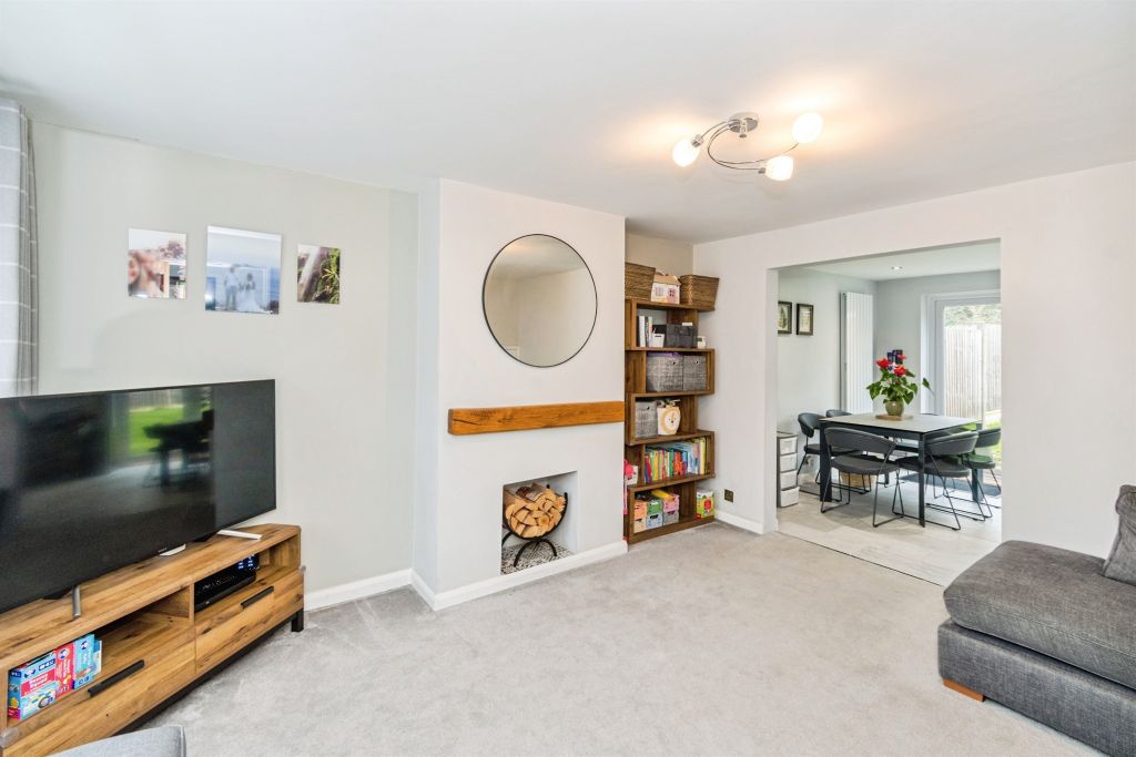 Property photo 3 of 19