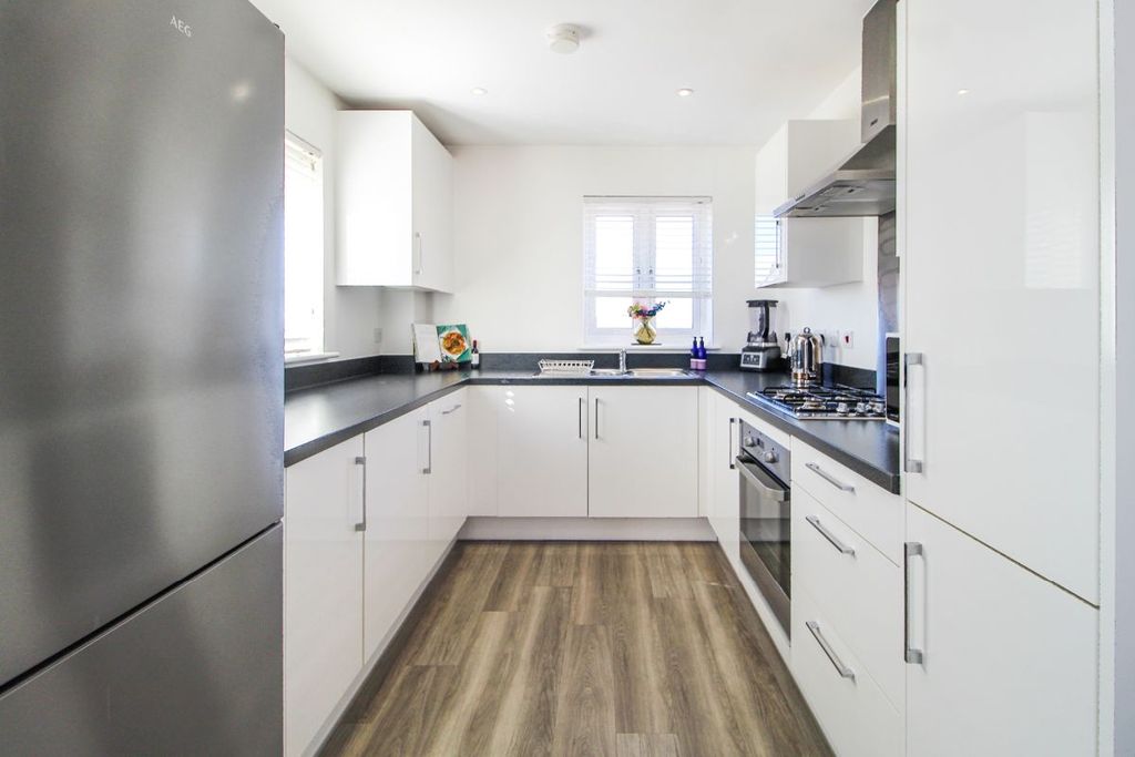 Additional image 9 of 1 bed flat for saleFlat, Beauvais Avenue, Shortstown MK42