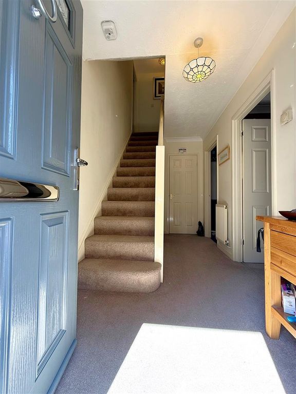 Property photo 3 of 14 Hallway.Jpg