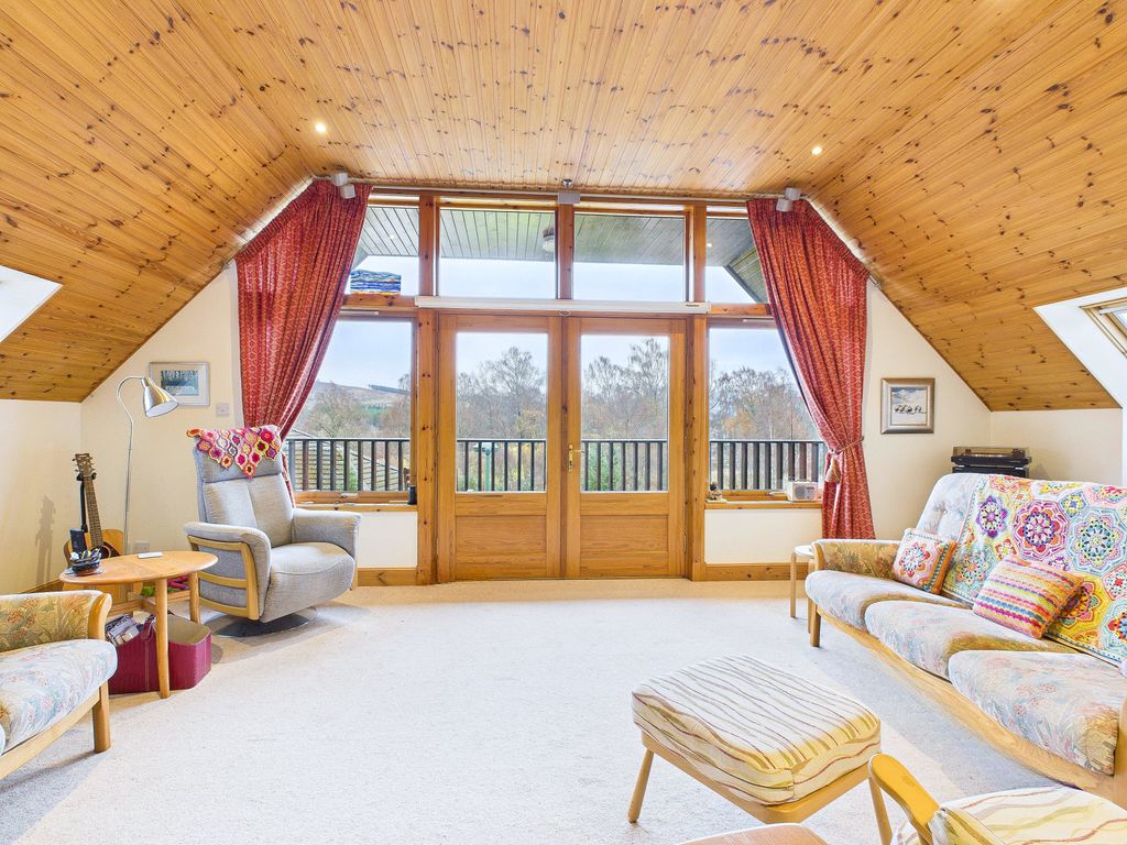 Property photo 2 of 46