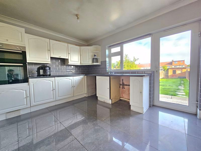 Property photo 2 of 10 Photo 9