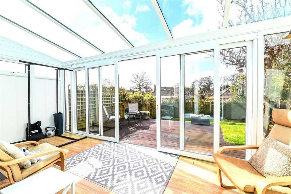 Property photo 2 of 16 Picture No. 02