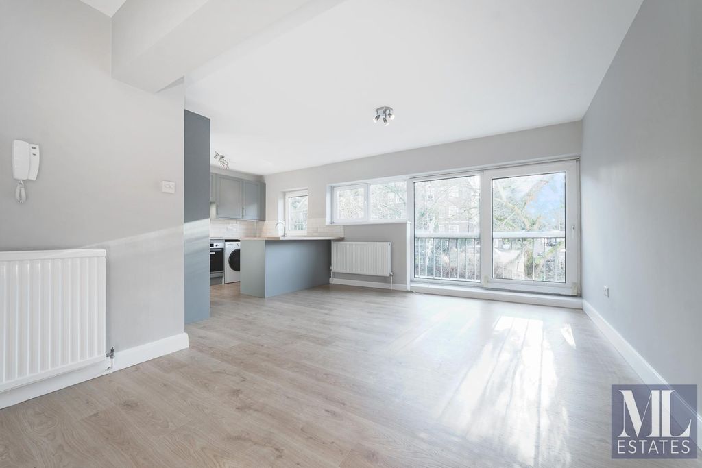 Property photo 1 of 14 Photo 14