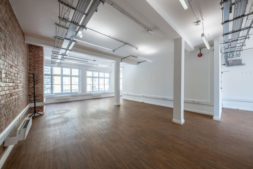 Property photo 2 of 3