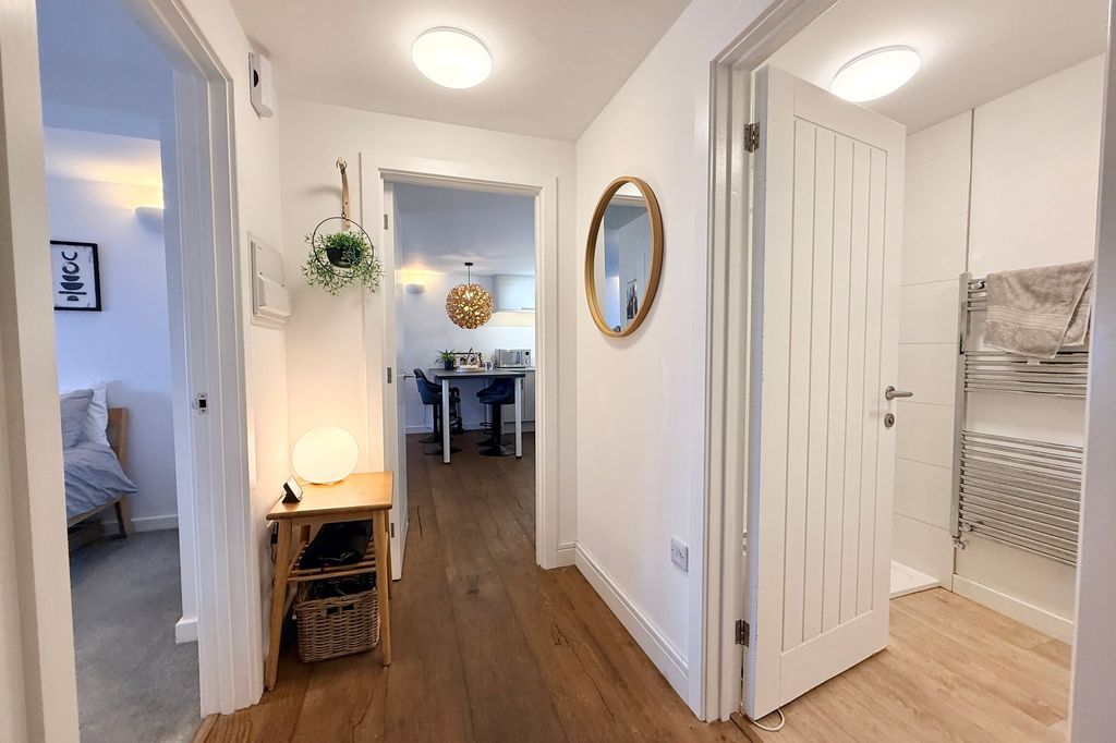Additional image 5 of 1 bed flat for saleEastwood Road, Eastwood Farm Barns Eastwood Road TR10