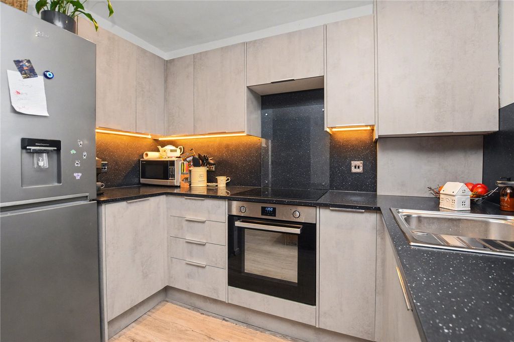 Property photo 3 of 14 Picture No. 04