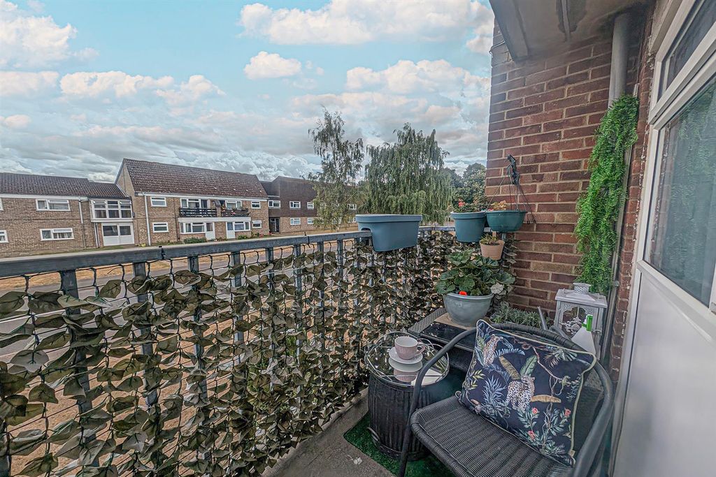 Property photo 1 of 10 Balcony 2.Jpg