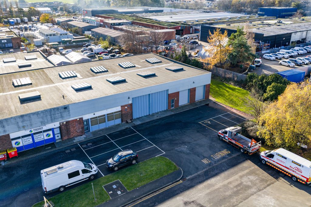 Property photo 1 of 7 Photo 5