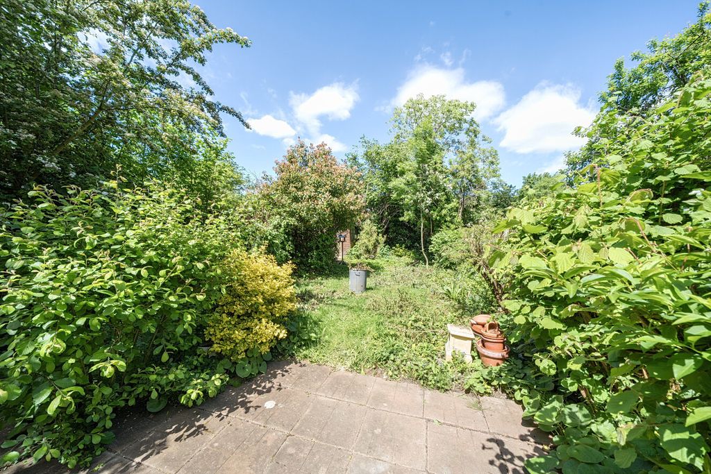 Property photo 2 of 12 1459416-14-6A0328...